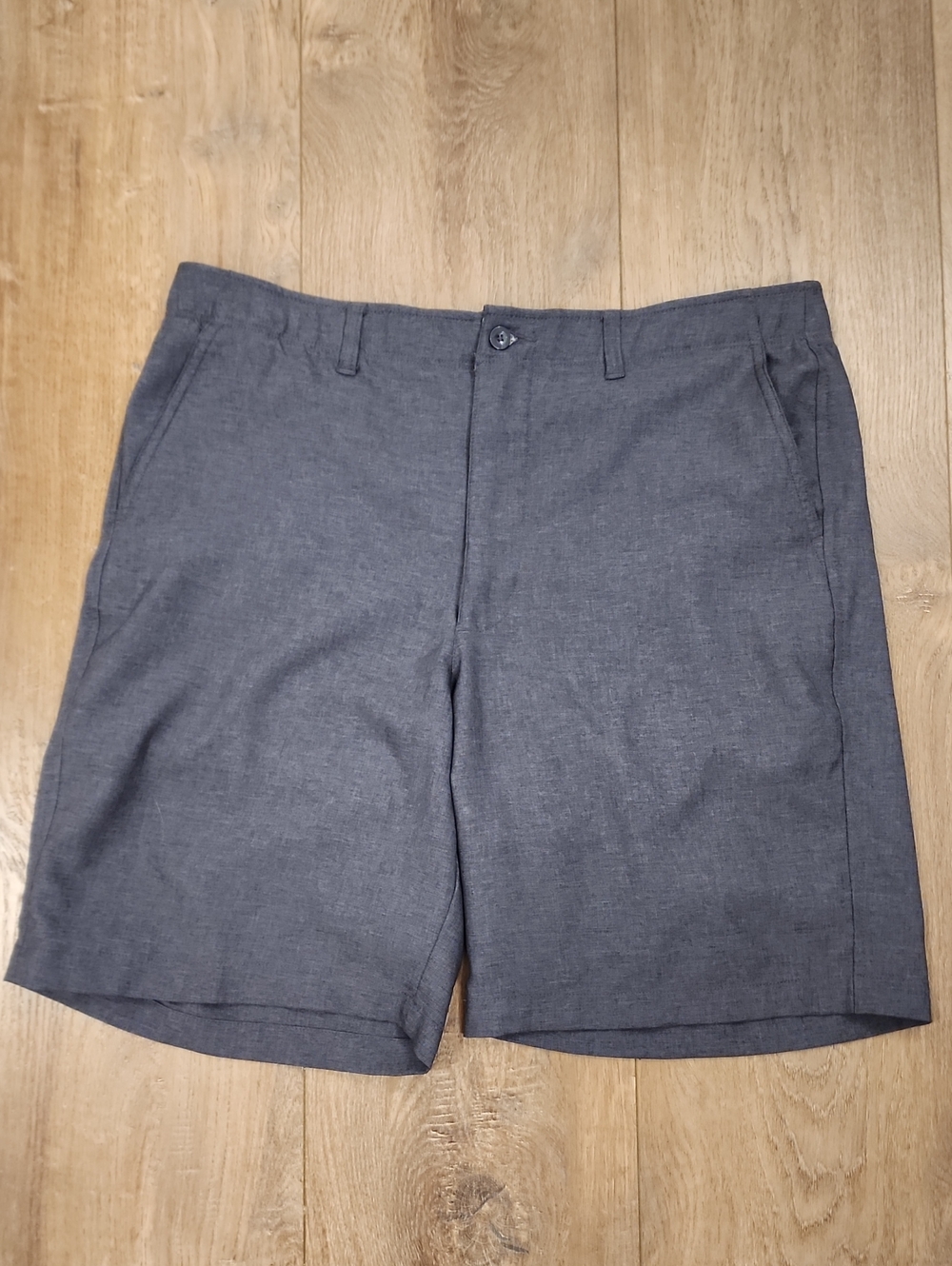 Bolle Golf Shorts Men's Lightweight Flat Front Golf Tech Charcoal Gray size 36